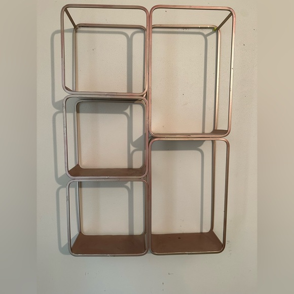 shelf - Picture 2 of 2